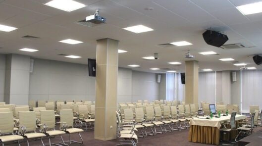 Большой конференц-зал