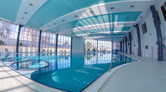 Бассейн 25×65м