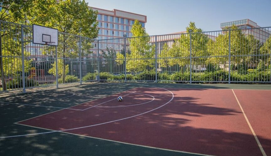 Спортивная площадка